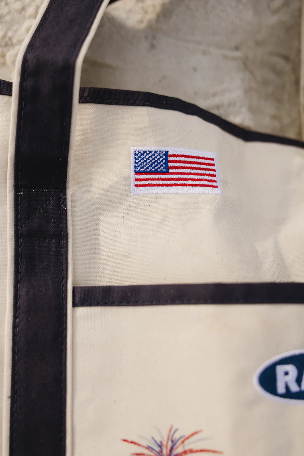 USA Ray Canvas Tote Bag - Image 7